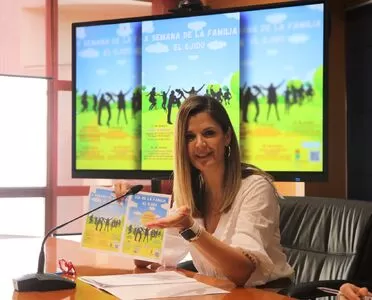 Una gran jornada en el Parque Municipal, charlas, cineclub y un encuentro intergeneracional para celebrar la X Semana de la Familia en El Ejido