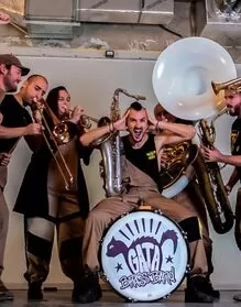 XXV Ciclo de Conciertos Castillo de Guardias: Gata Brass Band Beatbox & Brass