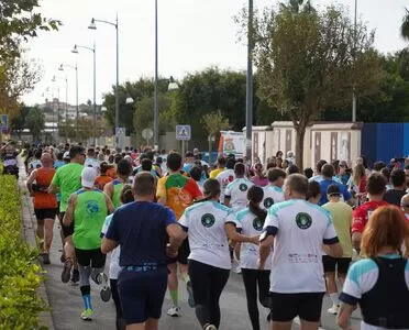 Abdelhakim Elissaoui y Eva Quintana ganan el VII Cross Urbano Solidario Liceo Mediterráneo