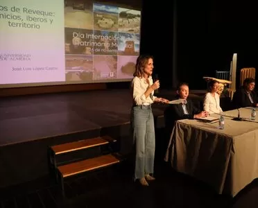 El Ejido se suma al Día Internacional del Patrimonio Mundial con conferencias, jornada de puertas abiertas y visitas guiadas al Yacimiento de Ciavieja